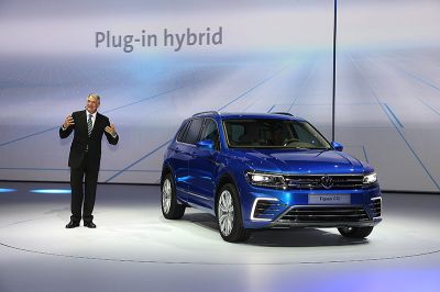VW präsentiert den Tiguan II auf der IAA 2015. Als Konzept wird dort auch eine Plug-In Hybrid Version gezeigt, die wie üblich auf den Namen GTE hört. Bild: VW